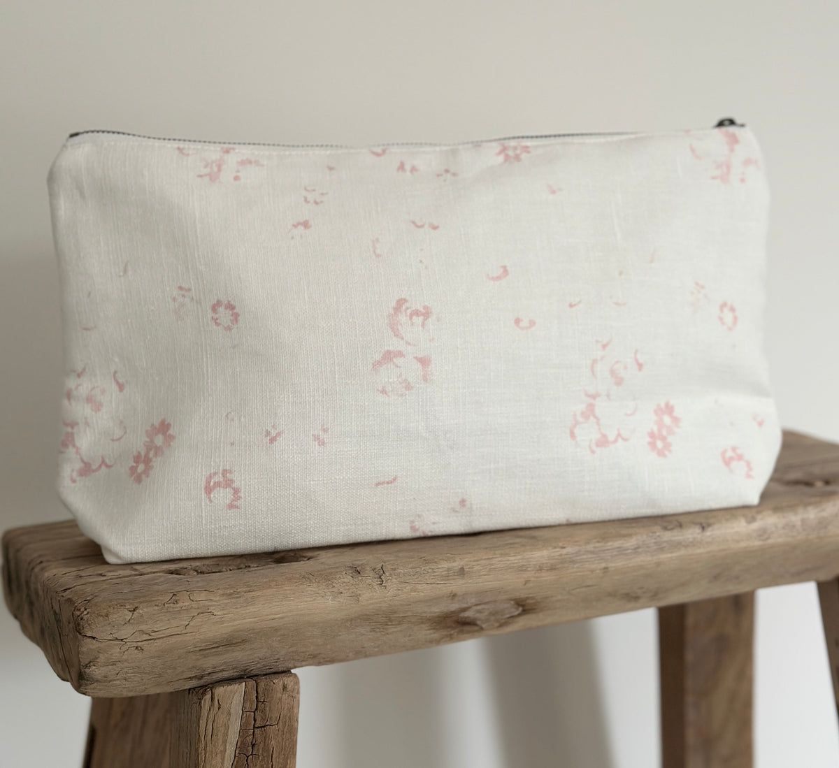 Ditsy toiletry bag