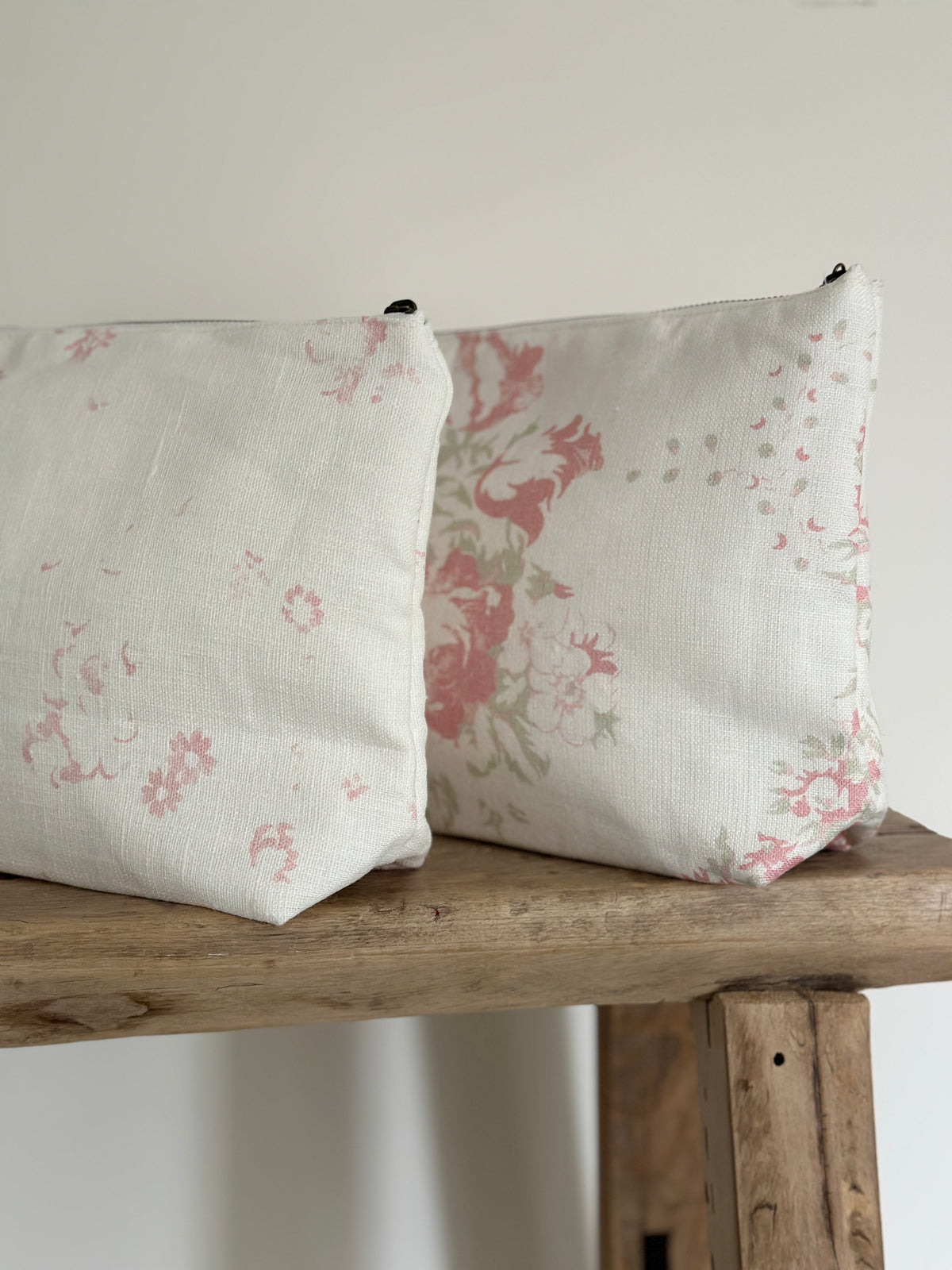 Ditsy toiletry bag