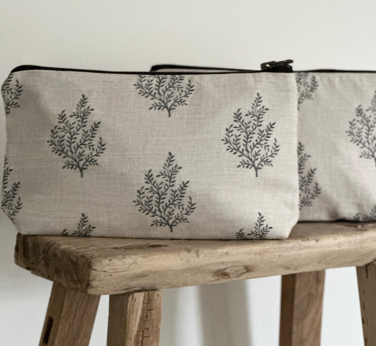 Olivia toiletry bag
