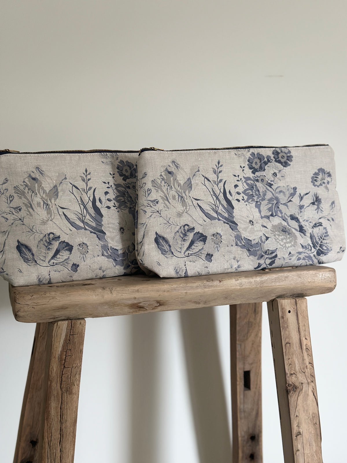 Constance navy on natural toiletry bag