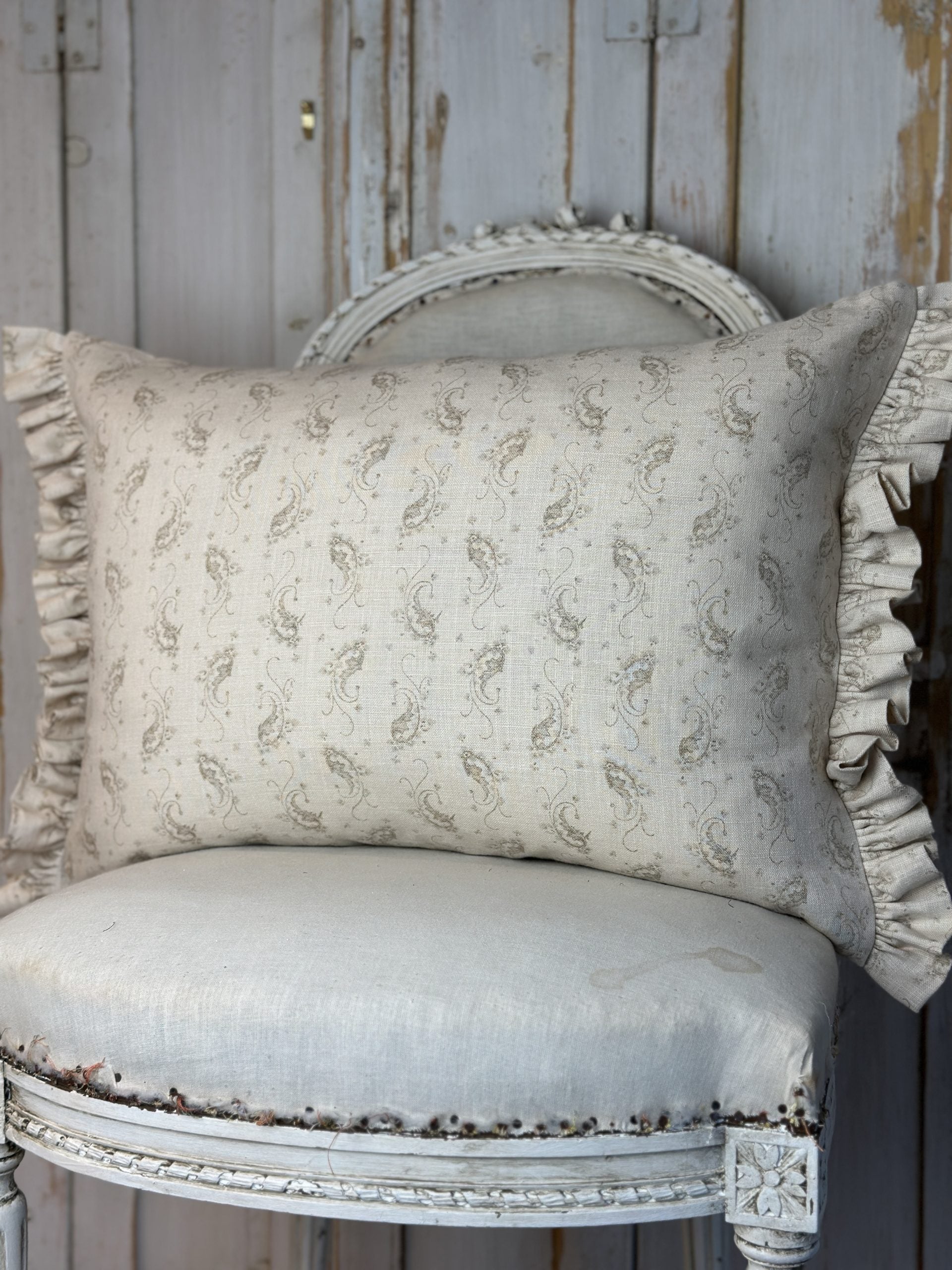Eliza large obling cushion