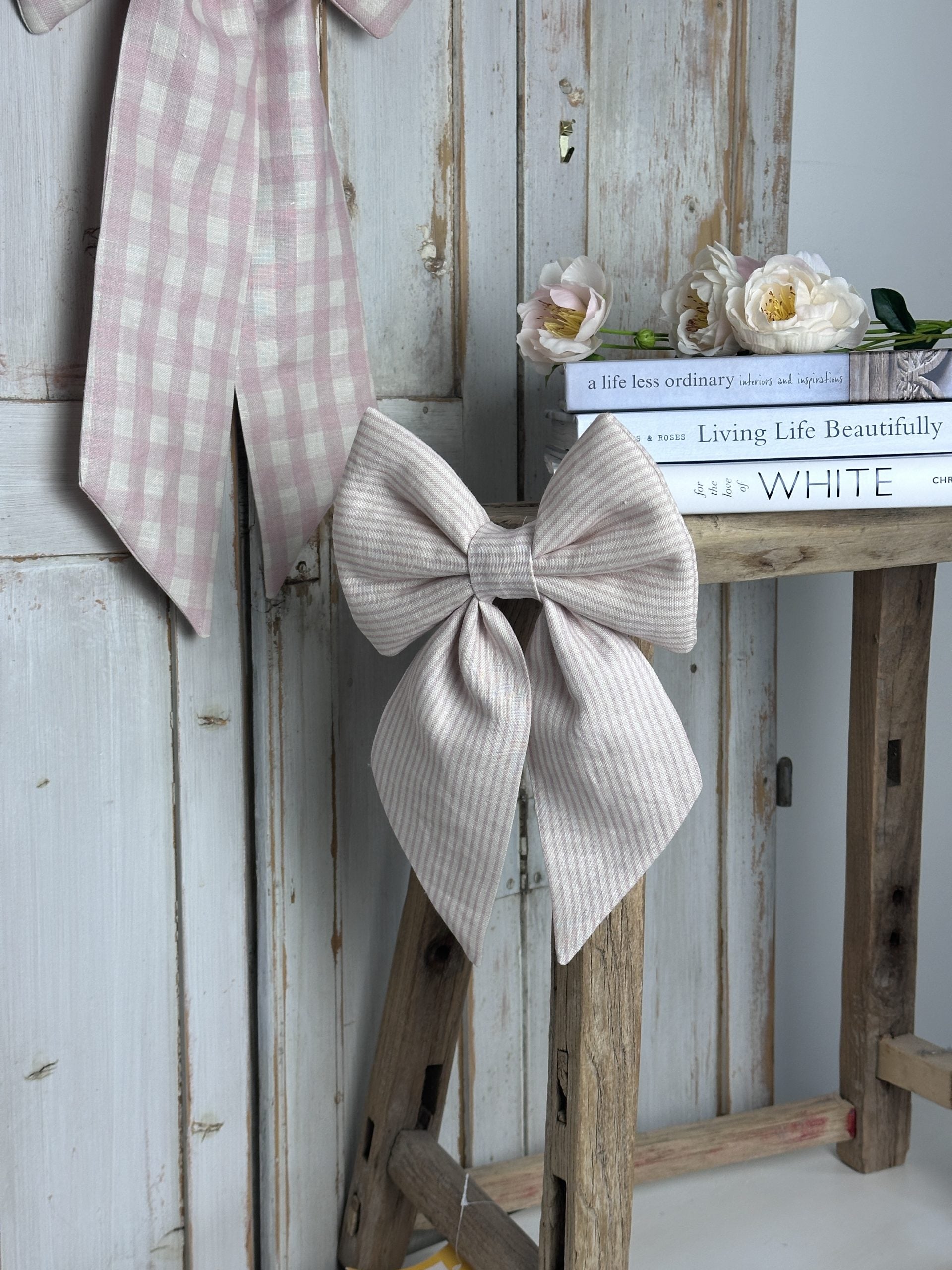 Pink stripe bow
