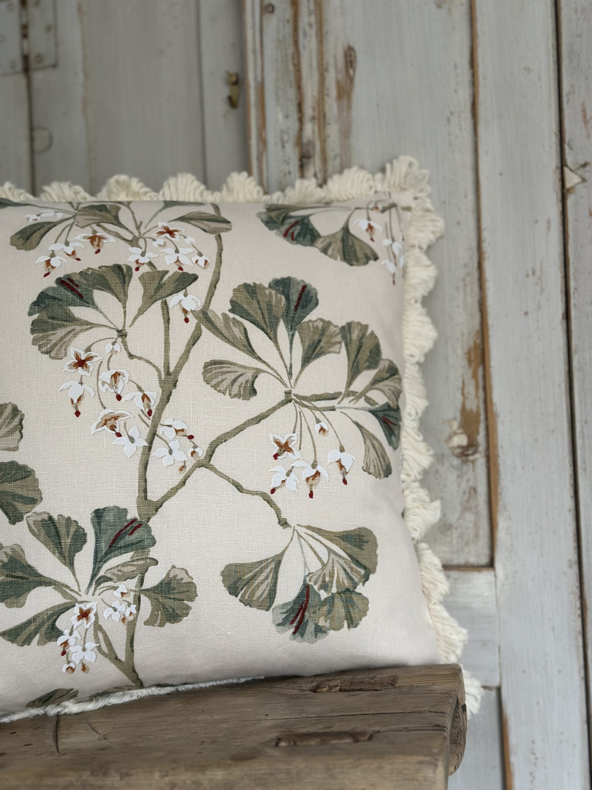 Greenacre fan edge cushion