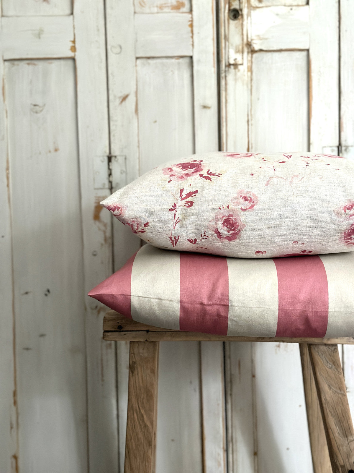 Rosie linen cushion