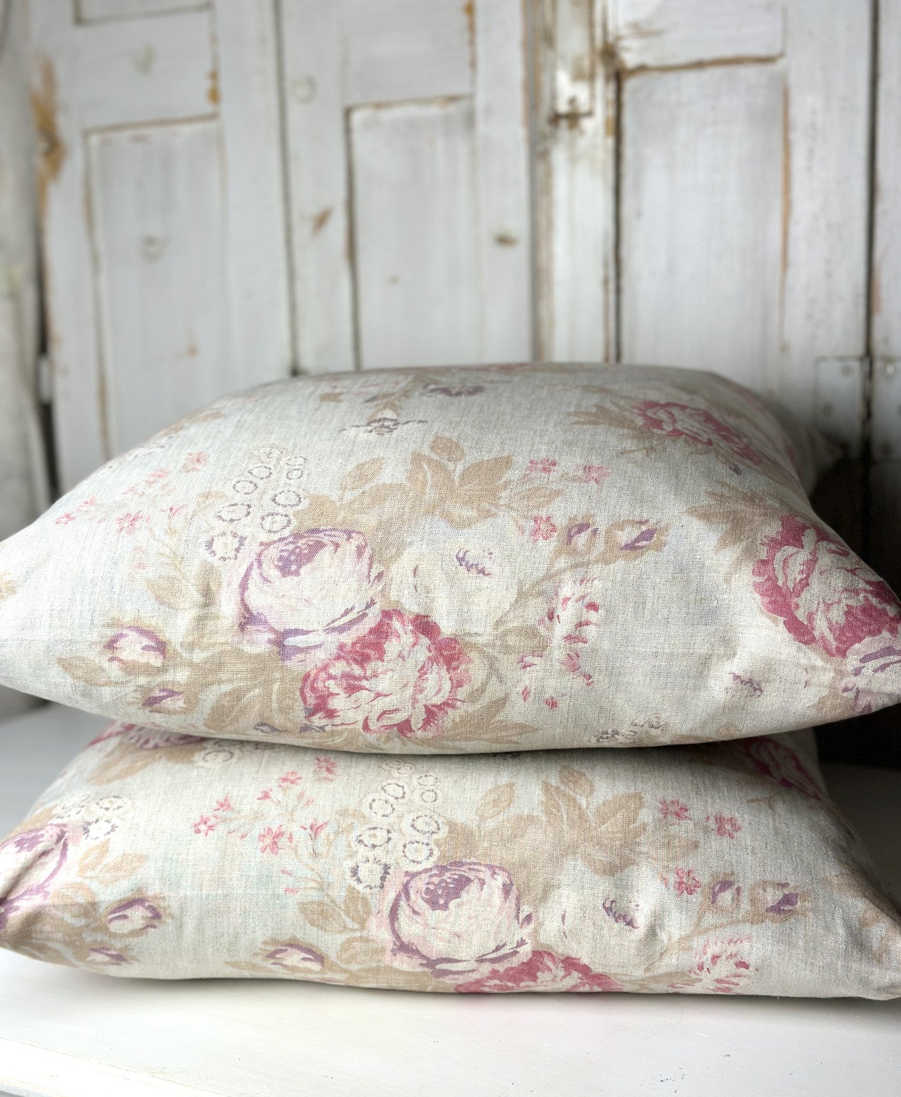 Cabbages & Roses Tulips and Roses cushion