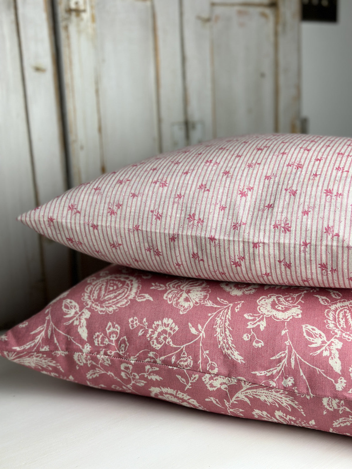 Metro berry on natural linen