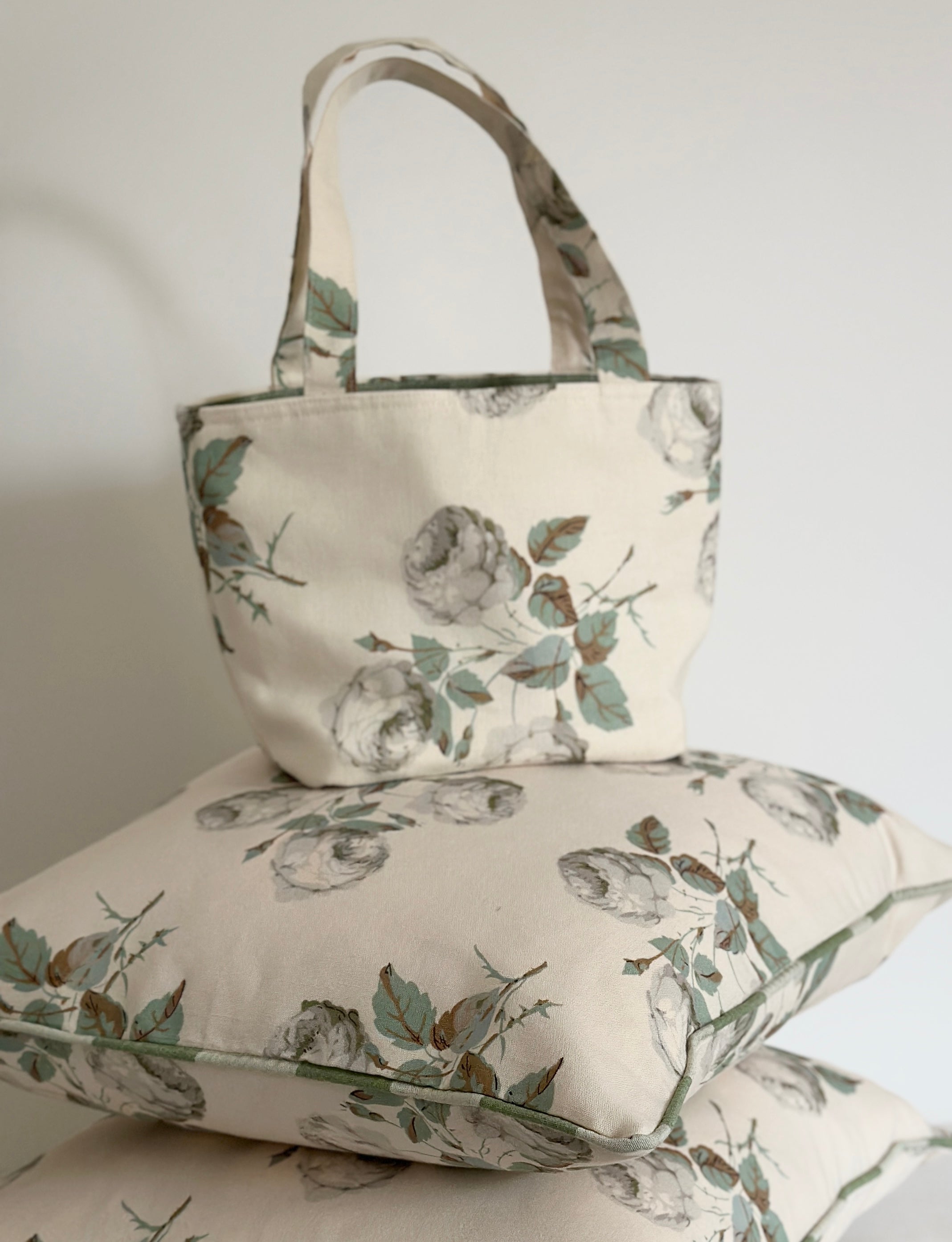 Bowood summer bag