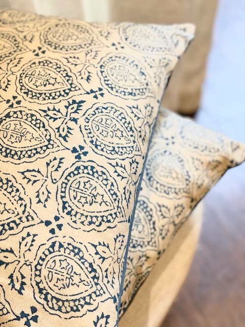 Ahlia Prussian blue