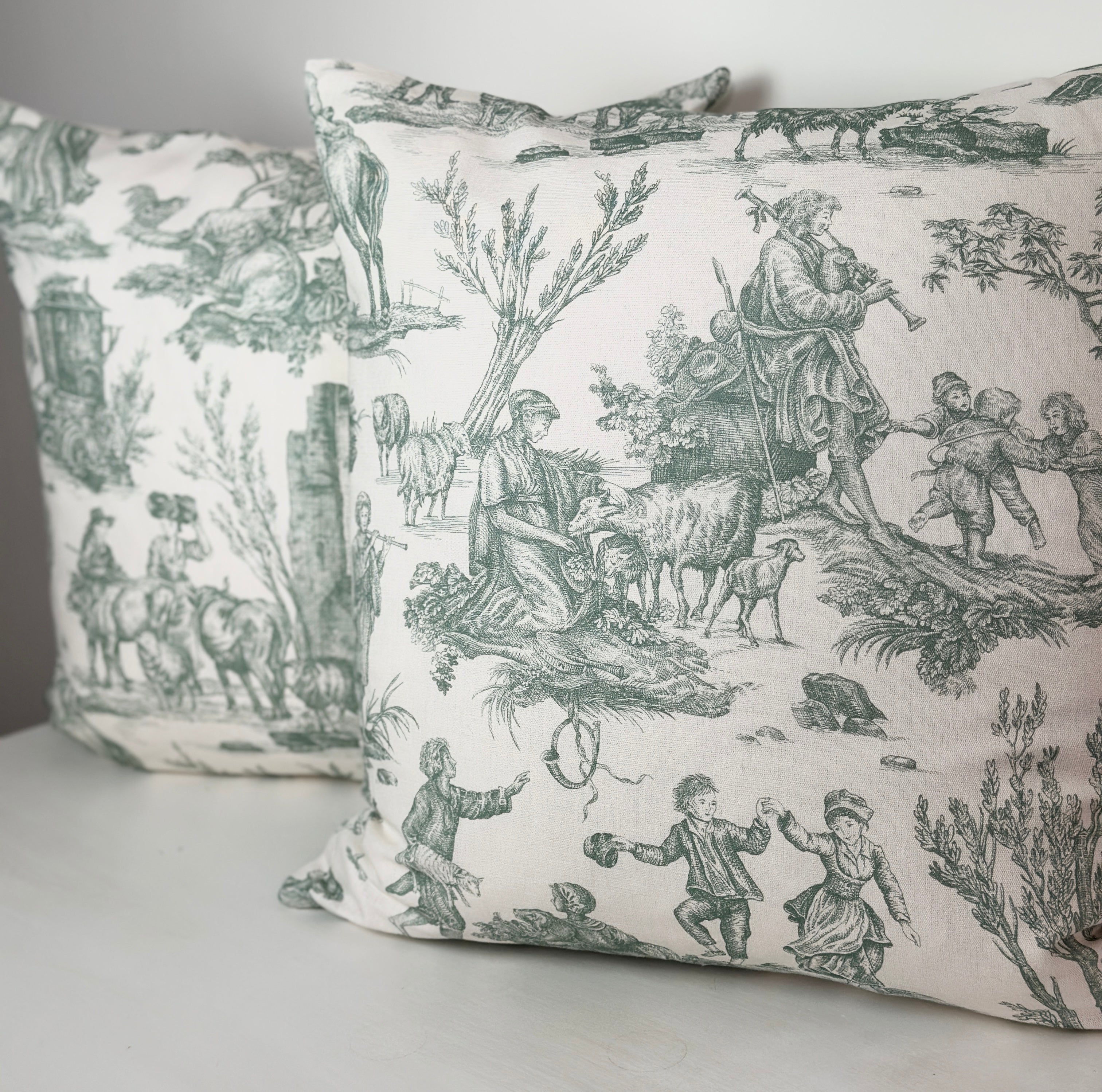 Toile Baptiste Jade cushions