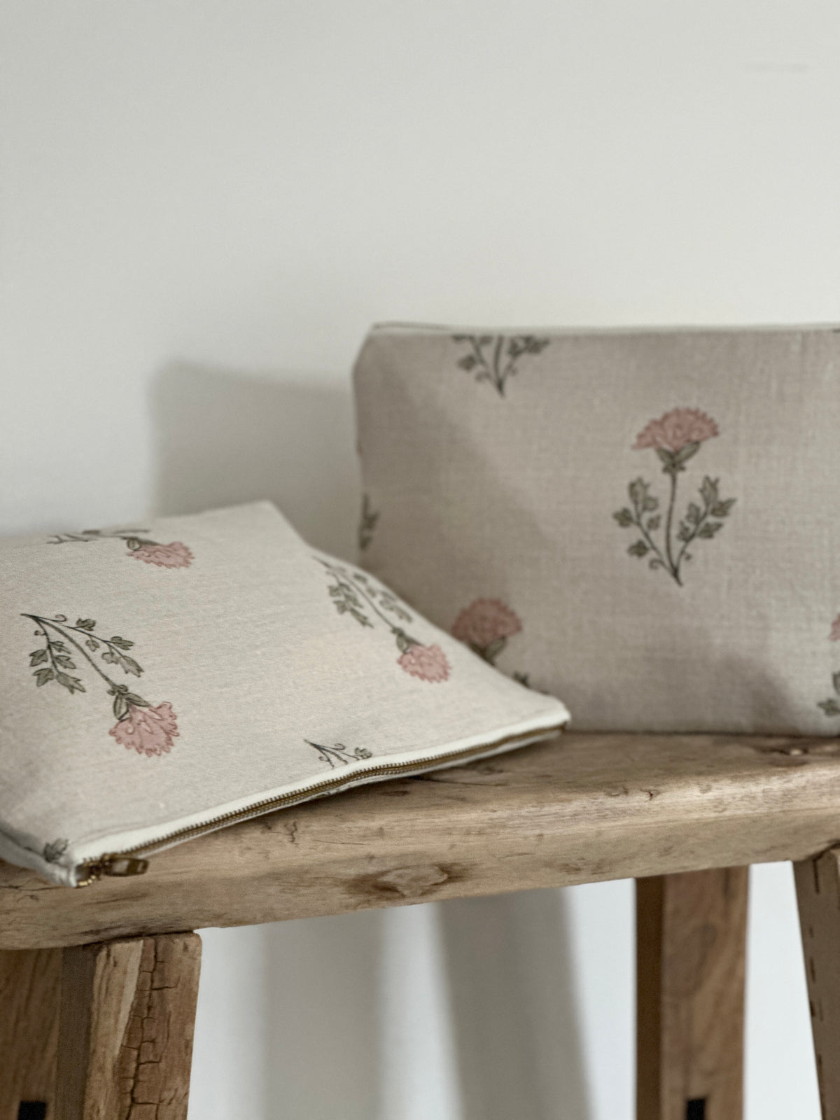 Thea toiletry bag