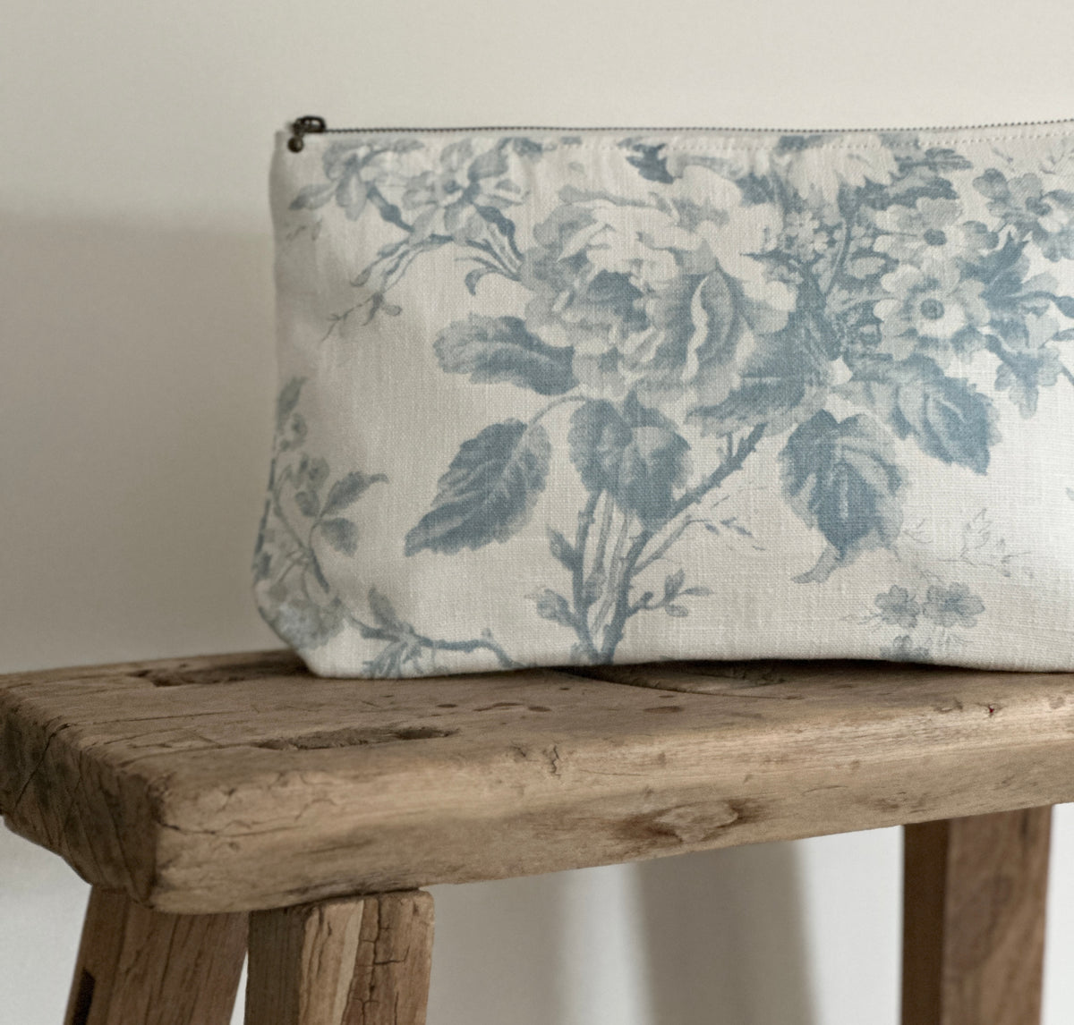 Alderney blue toiletry bag