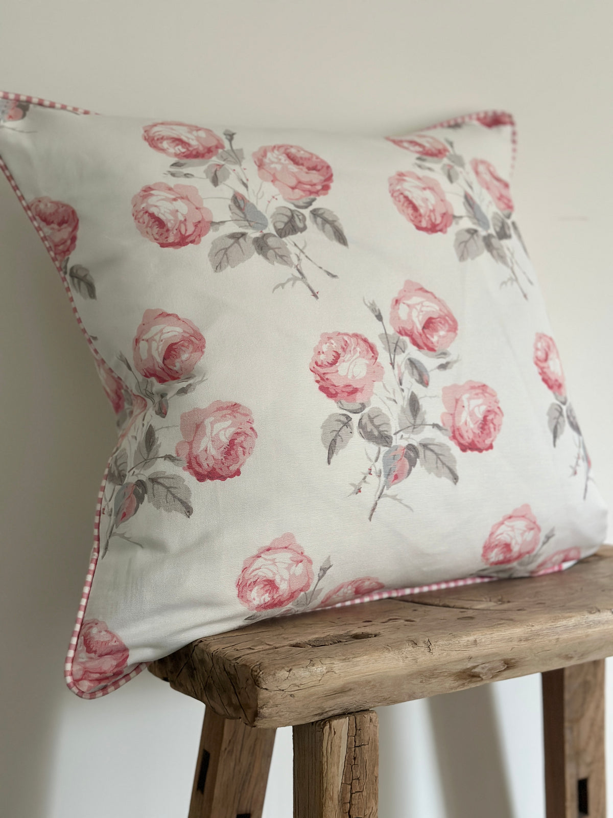 Bowood pink cushion