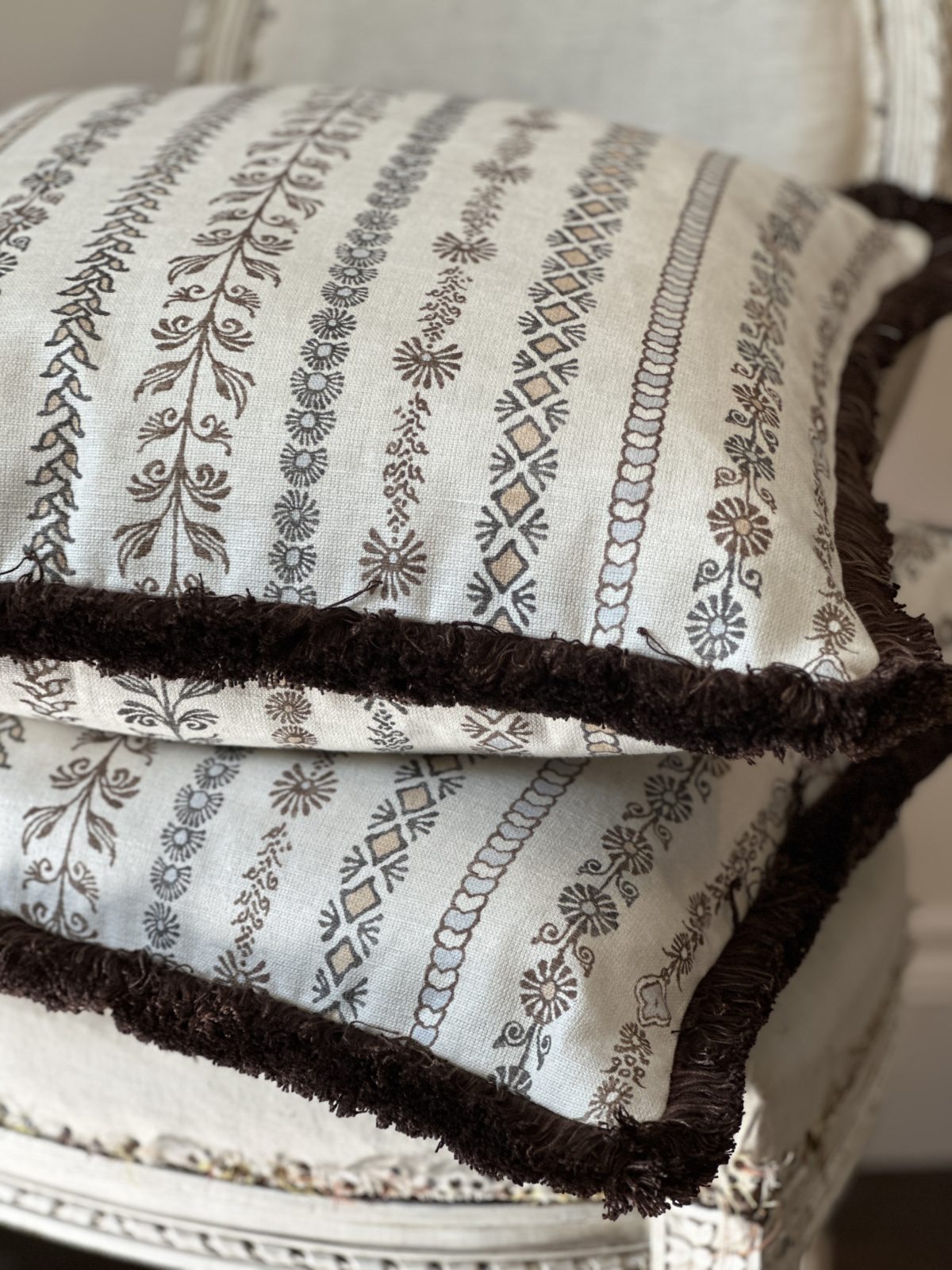 Banadana brush fringe cushion