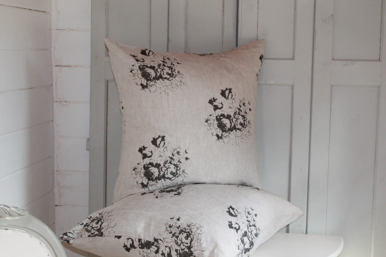 Hatley black cushion