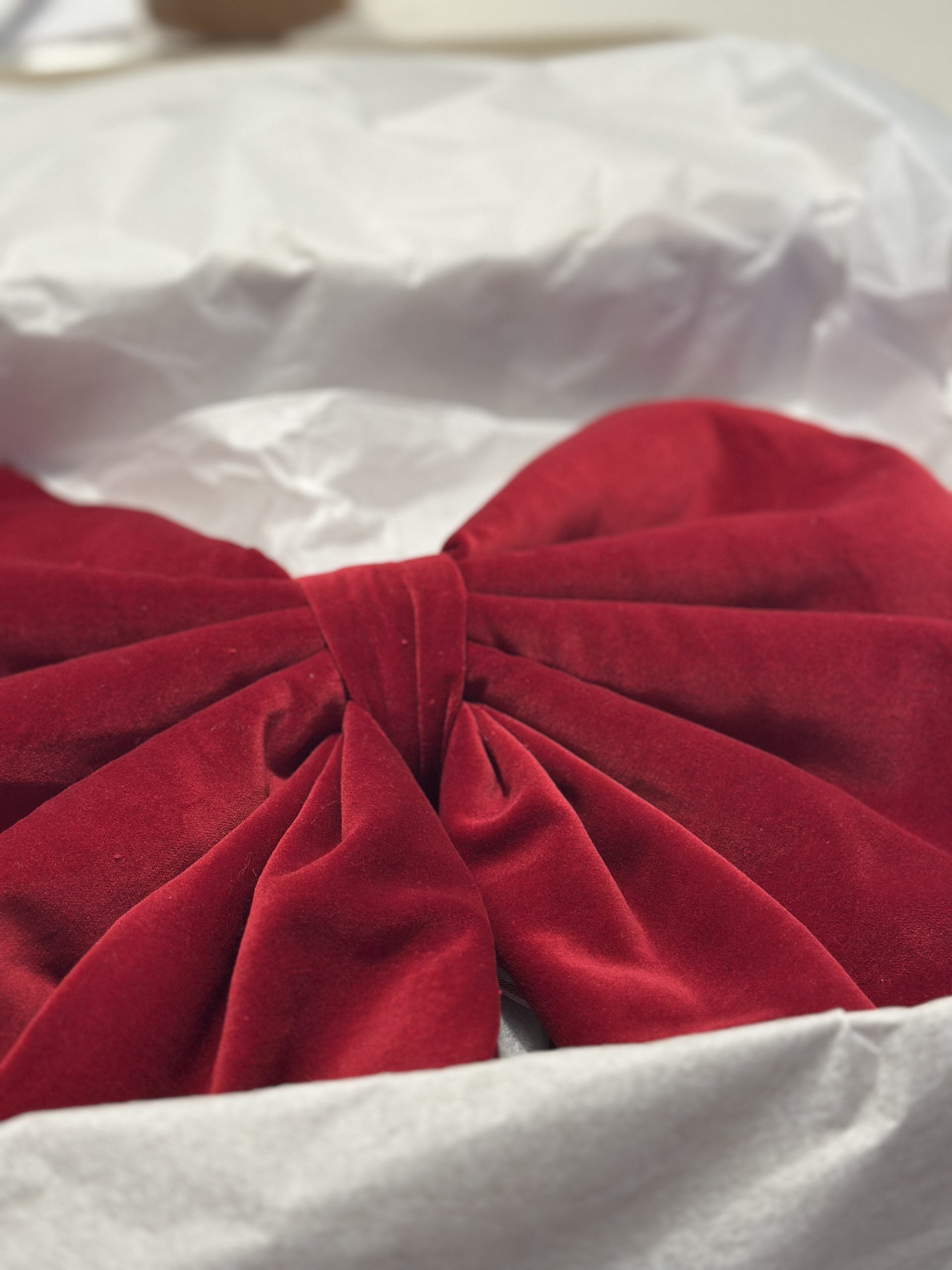 Red velvet padded bow