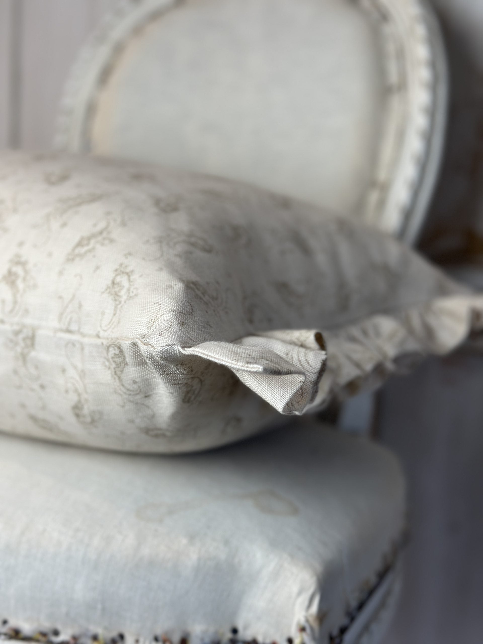 Eliza large obling cushion