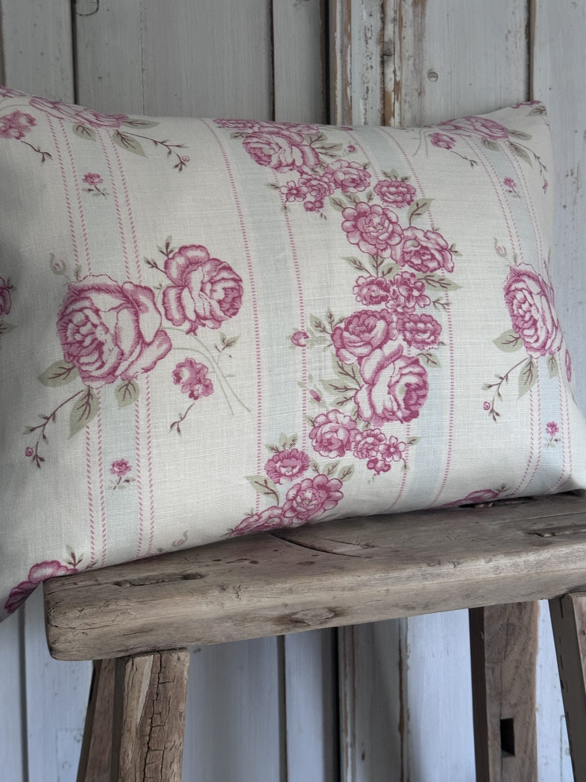 Imogen large oblong cushion